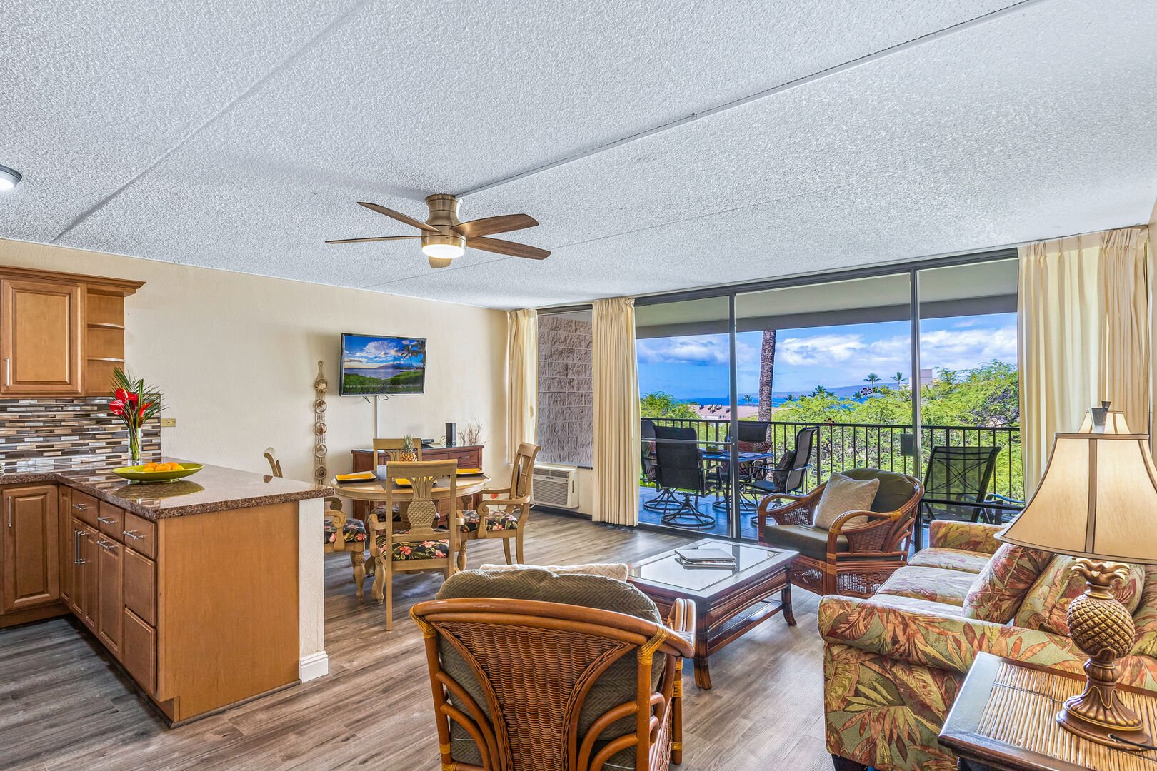 Looking for Hawai’i’s Very Best Vacation Rentals? Look No Further!