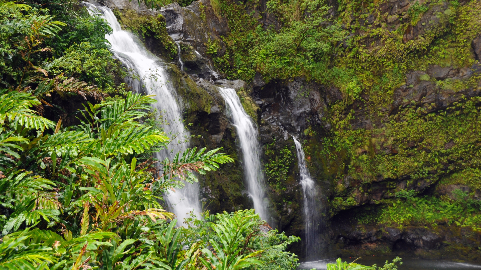 Waikani Falls also known as Three Bears Waterfall - Road to Hana