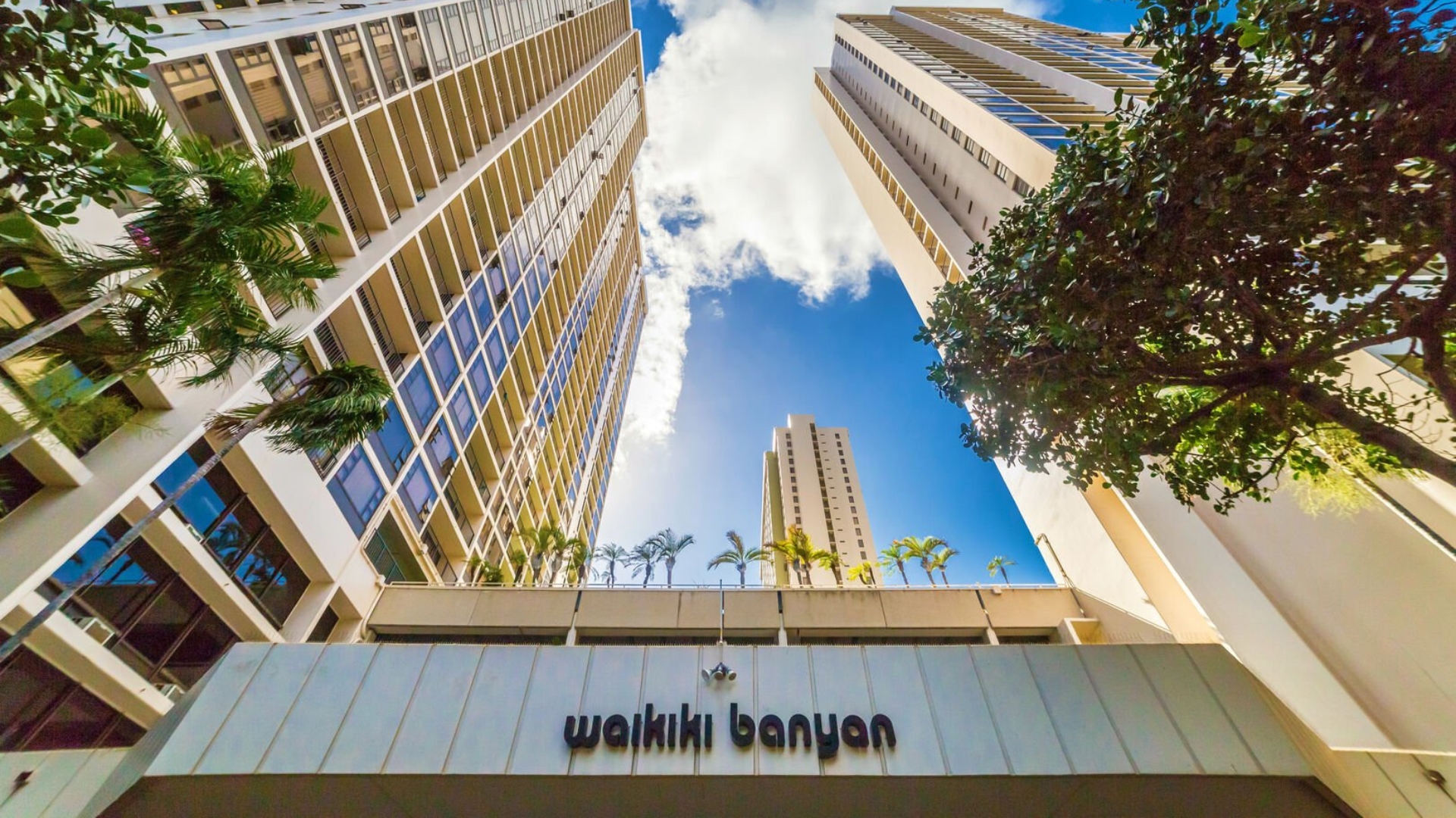 Waikiki Banyan - Legal Vacation Rental Condos on Oahu