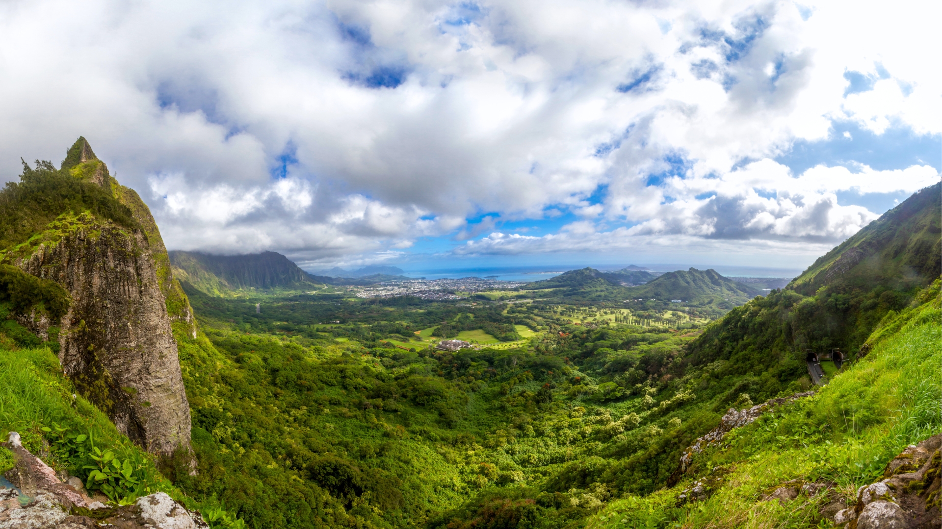 Pali Lookout - Breathtaking Oahu Sights