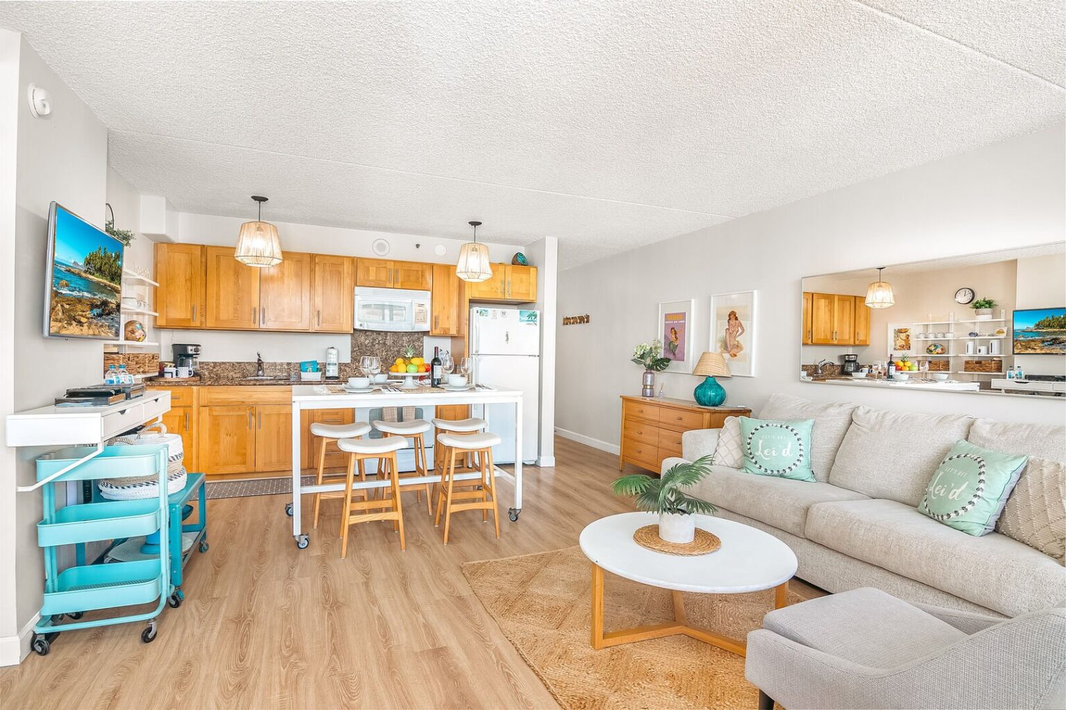 Browse Our Waikiki Banyan Condos for Rent Midway Vacations
